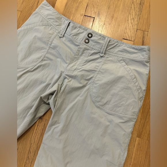 Arc’teryx Utility Hiking Shorts - Picture 2 of 7